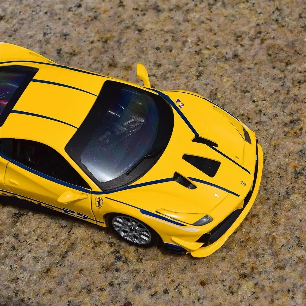 [Bburago] 1:24 Ferrari 2018 488 Challenge giallo modellino di auto Die-Cast