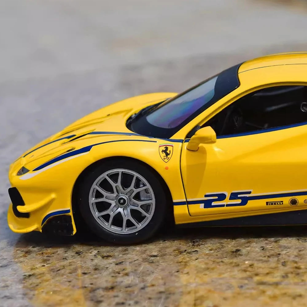 [Bburago] 1:24 Ferrari 2018 488 Challenge giallo modellino di auto Die-Cast