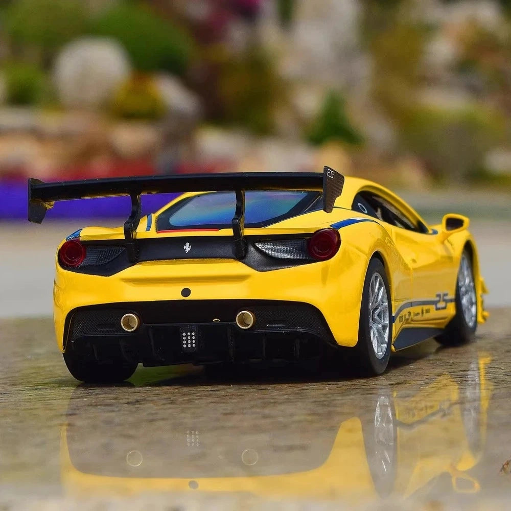 [Bburago] 1:24 Ferrari 2018 488 Challenge giallo modellino di auto Die-Cast