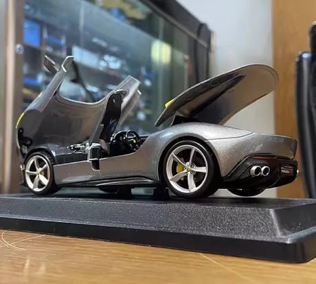 [Bburago] 1:24 Ferrari 2018 Monza SP1 zilver modelauto Die-Cast