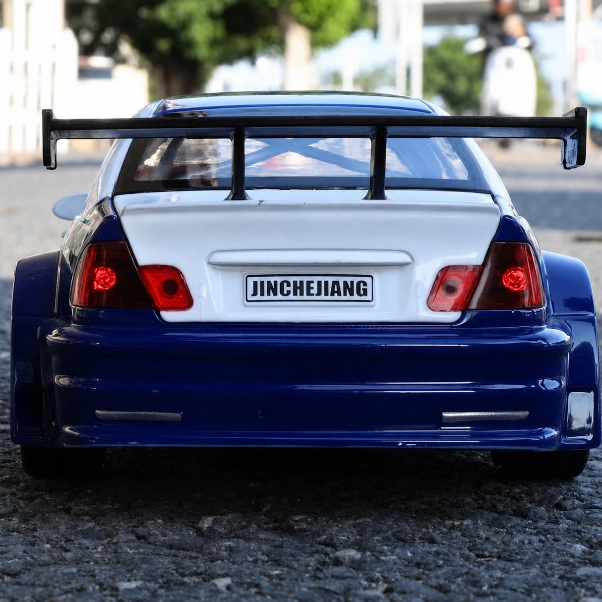 BMW 2001 M3 GTR E46 أبيض 1:24 – نموذج عرض معدني مصبوب