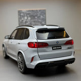 BMW 2020 X5 M Competition F95 grijs 1:24 – diecast displaymodel