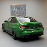 BMW 2021 M3 G80 groen 1:24 – diecast displaymodel
