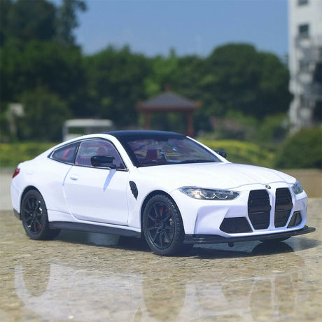 BMW 2021 M4 G82 wit 1:24 – diecast displaymodel