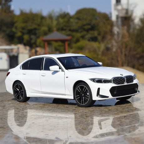BMW 2022 325Li G28 LCI wit 1:24 – diecast displaymodel