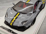 [CE] 1:18 Lamborghini 2013 Aventador LB LP700-4 Grey Yellow Stripe Model Car Resin