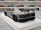 [CE] 1:18 Lamborghini 2013 Aventador LB LP700-4 Grey Yellow Stripe Model Car Resin