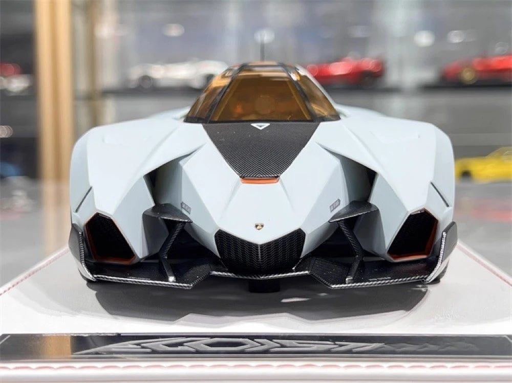 [CE] 1:18 Lamborghini 2013 Egoista Stripe White Model Car Resin