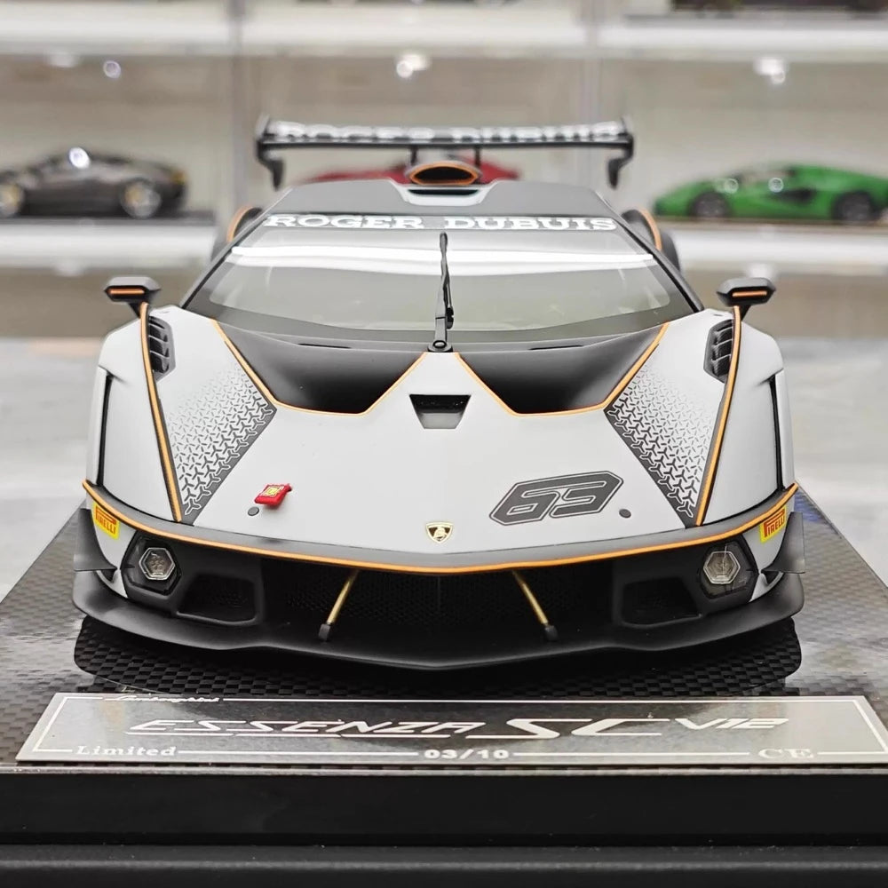 [CE] 1:18 Lamborghini 2020 Essenza SCV12 bianco modellino di auto resina
