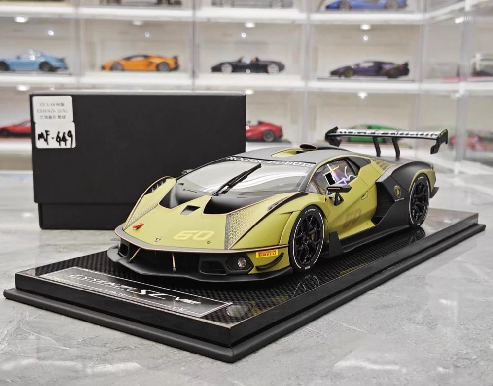 [CE] 1:18 Lamborghini 2020 Essenza SCV12 Green Model Car Resin