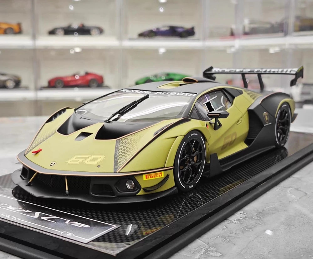 [CE] 1:18 Lamborghini 2020 Essenza SCV12 Green Model Car Resin