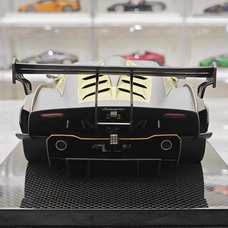 [CE] 1:18 Lamborghini 2020 Essenza SCV12 Green Model Car Resin