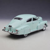 Maisto Chevrolet 1948 Fleetline Aerosedan blauw 1:24 – diecast displaymodel