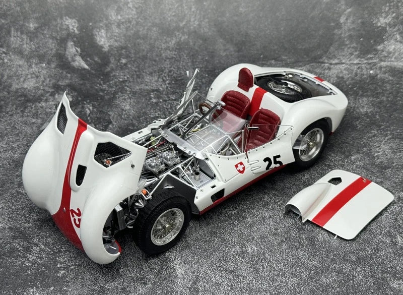 [CMC] 1:18 Maserati 1959 Tipo 61 Birdcage #25 Model Car Die-Cast