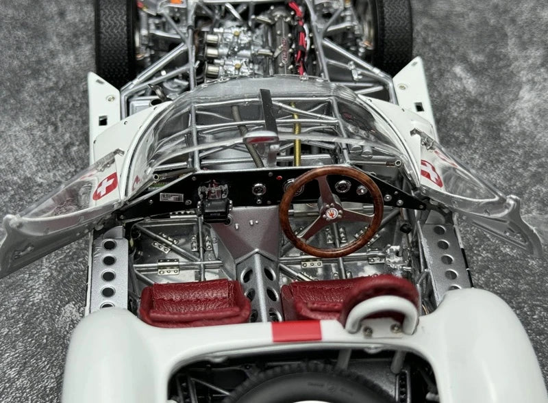 [CMC] 1:18 Maserati 1959 Tipo 61 Birdcage #25 Model Car Die-Cast