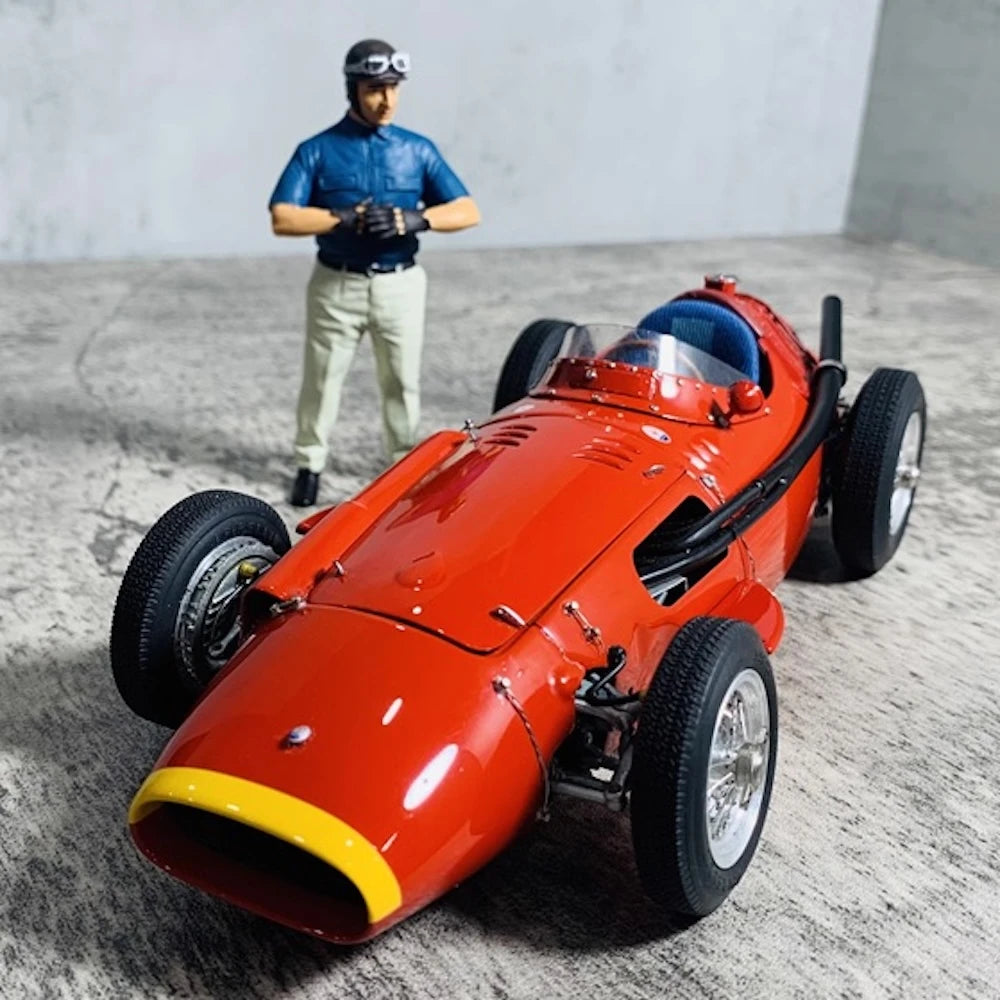 [CMC] 1:18 Maserati 1957 250F #32 Model Car Die-Cast