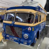 [CMC] 1:18 Maserati 1960 Race Transporter Model Car Die-Cast
