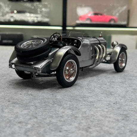 [CMC] 1:18 Mercedes-Benz 1930 SSK White Elephant Clear Finish Model Car Die-Cast