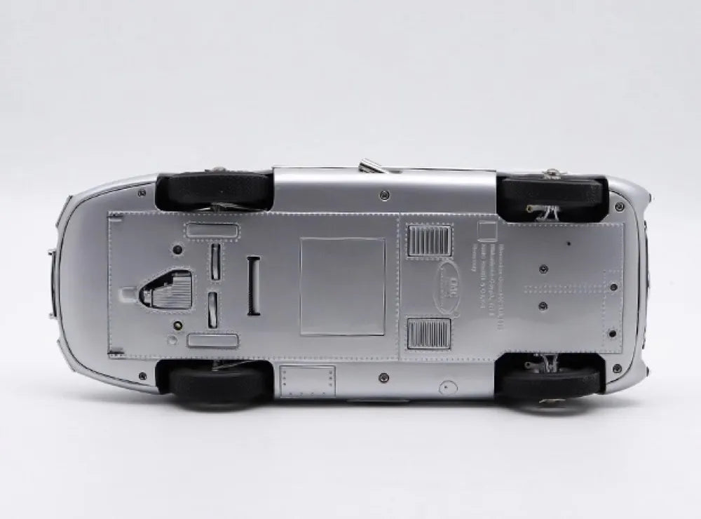 [CMC] 1:18 Mercedes-Benz 1955 300 SLR Uhlenhaut Coupe Model Car Die-Cast