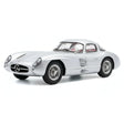 [CMC] 1:18 Mercedes-Benz 1955 300 SLR Uhlenhaut Coupe voiture miniature Die-Cast