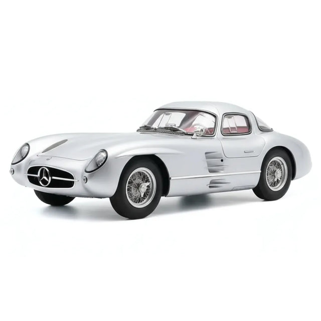 [CMC] 1:18 Mercedes-Benz 1955 300 SLR Uhlenhaut Coupe voiture miniature Die-Cast