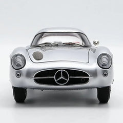 [CMC] 1:18 Mercedes-Benz 1955 300 SLR Uhlenhaut Coupe Model Car Die-Cast