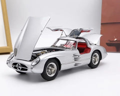 [CMC] 1:18 Mercedes-Benz 1955 300 SLR Uhlenhaut Coupe Model Car Die-Cast