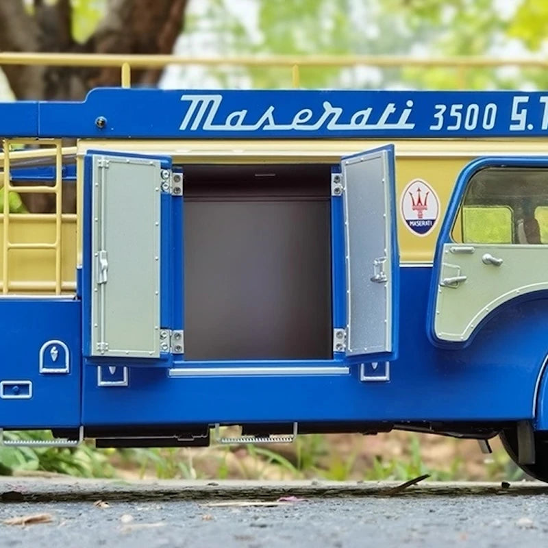[CMR] 1:18 Maserati 1960 Race Transporter Model Car Die-Cast