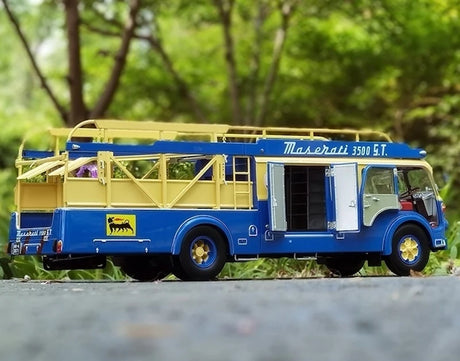 [CMR] 1:18 Maserati 1960 Race Transporter Model Car Die-Cast