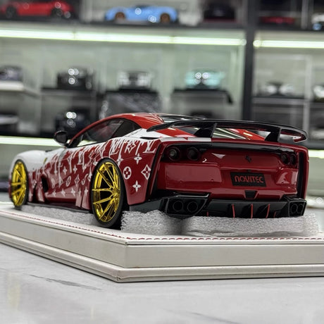 [Davis & Giovanni] 1:18 Ferrari 2017 812 N-LARGO Supreme x LV modelauto Hars