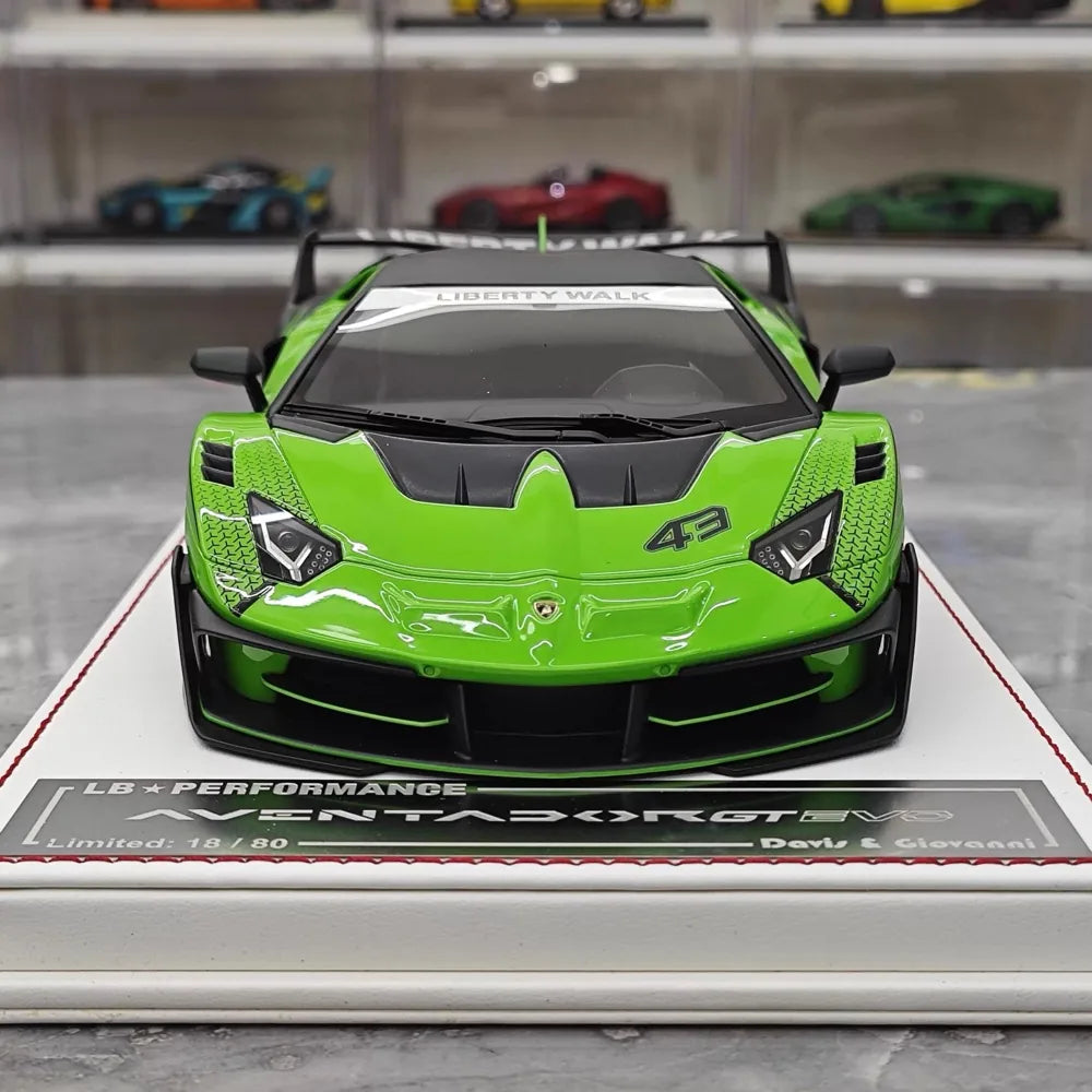 [Davis & Giovanni] 1:18 Lamborghini 2021 Aventador GT EVO Green Model Car Resin