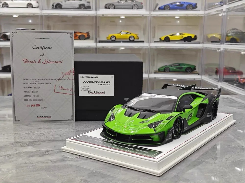 [Davis & Giovanni] 1:18 Lamborghini 2021 Aventador GT EVO Green Model Car Resin