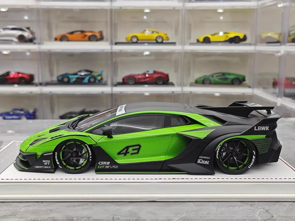 [Davis & Giovanni] 1:18 Lamborghini 2021 Aventador GT EVO Green Model Car Resin