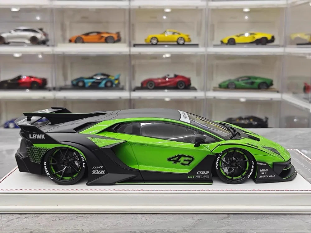 [Davis & Giovanni] 1:18 Lamborghini 2021 Aventador GT EVO Green Model Car Resin