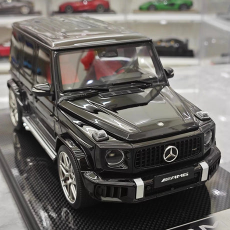 [Dino Model] 1:18 Mercedes-Benz 2025 G63 AMG Glossy Black Model Car Resin