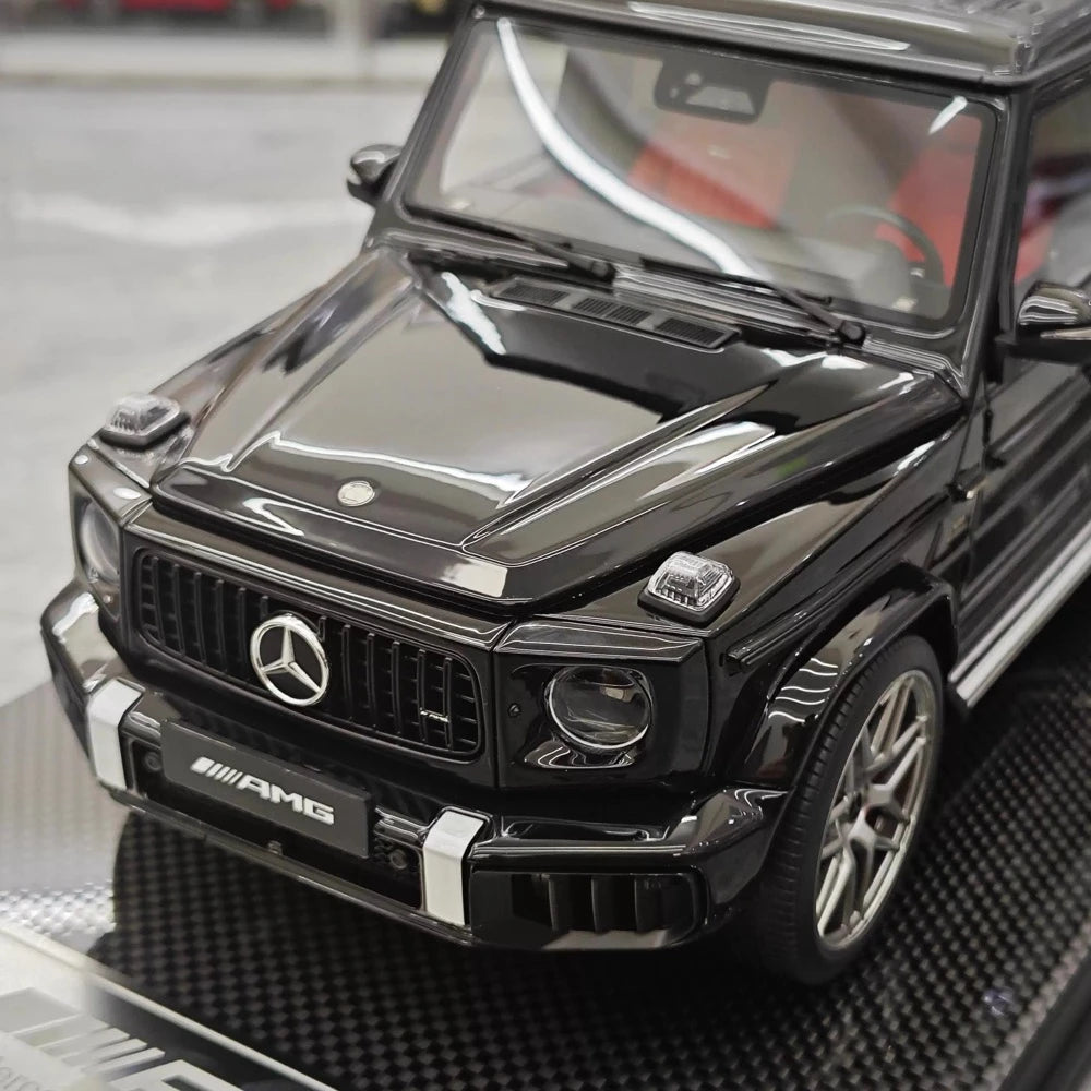 [Dino Model] 1:18 Mercedes-Benz 2025 G63 AMG Glossy Black Model Car Resin