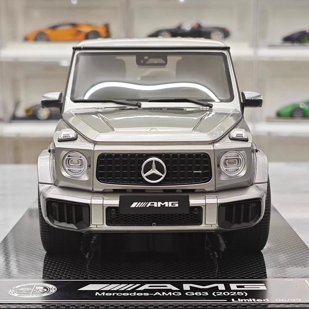 [Dino Model] 1:18 Mercedes-Benz 2025 G63 AMG Glossy Silver Model Car Resin