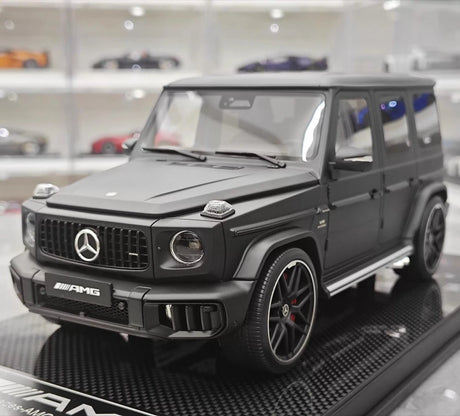 [Dino Model] 1:18 Mercedes-Benz 2025 G63 AMG Matte Black Model Car Resin