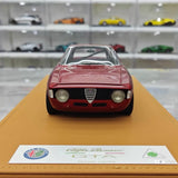 [DMH] 1:18 Alfa Romeo 1965 GTA 1300 Deep röd modellbil harts