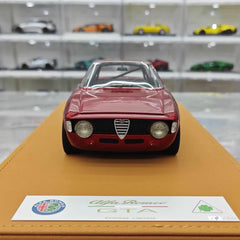 [DMH] 1:18 Alfa Romeo 1965 GTA 1300 Deep Red Model Car Resin