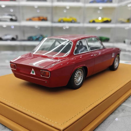 [DMH] 1:18 Alfa Romeo 1965 GTA 1300 Deep Red Model Car Resin