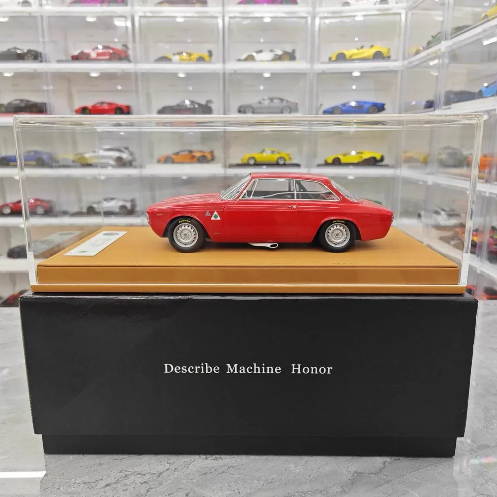 [DMH] 1:18 Alfa Romeo 1965 GTA 1300 Red Model Car Resin