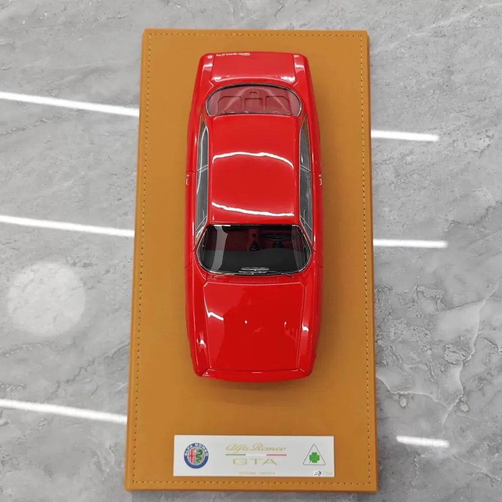 [DMH] 1:18 Alfa Romeo 1965 GTA 1300 Red Model Car Resin