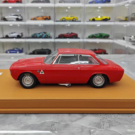 [DMH] 1:18 Alfa Romeo 1965 GTA 1300 Red Model Car Resin