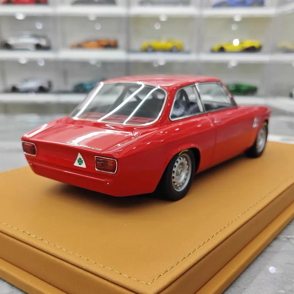 [DMH] 1:18 Alfa Romeo 1965 GTA 1300 Red Model Car Resin