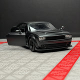 Dodge 2018 チャレンジャー SRT デーモン マットブラック 1:36 – ダイキャスト展示モデルダイキャスト