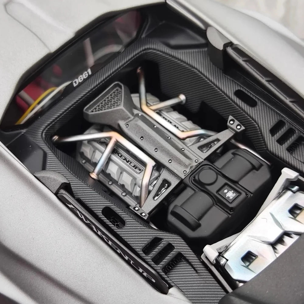 [DreamWalkers] 1:18 Lamborghini 2020 Huracan D661 Matte Gray & Red Model Car Resin
