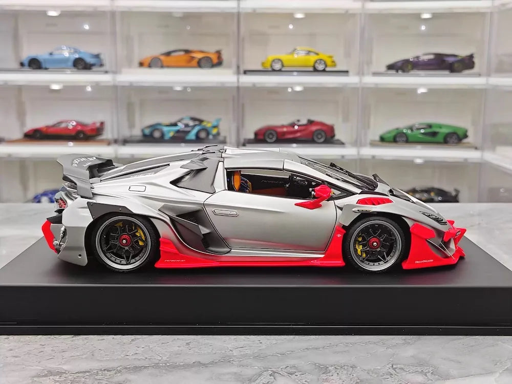 [DreamWalkers] 1:18 Lamborghini 2020 Huracan P61 Roadster Matte Silver & Red Model Car Resin
