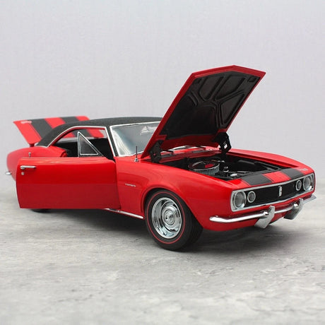 [ERTL] 1:18 Chevrolet 1967 Camaro Z28 Red Model Car Die-Cast