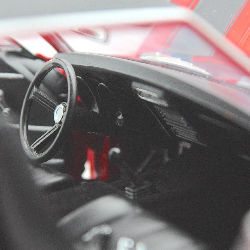 [ERTL] 1:18 Chevrolet 1967 Camaro Z28 Red Model Car Die-Cast